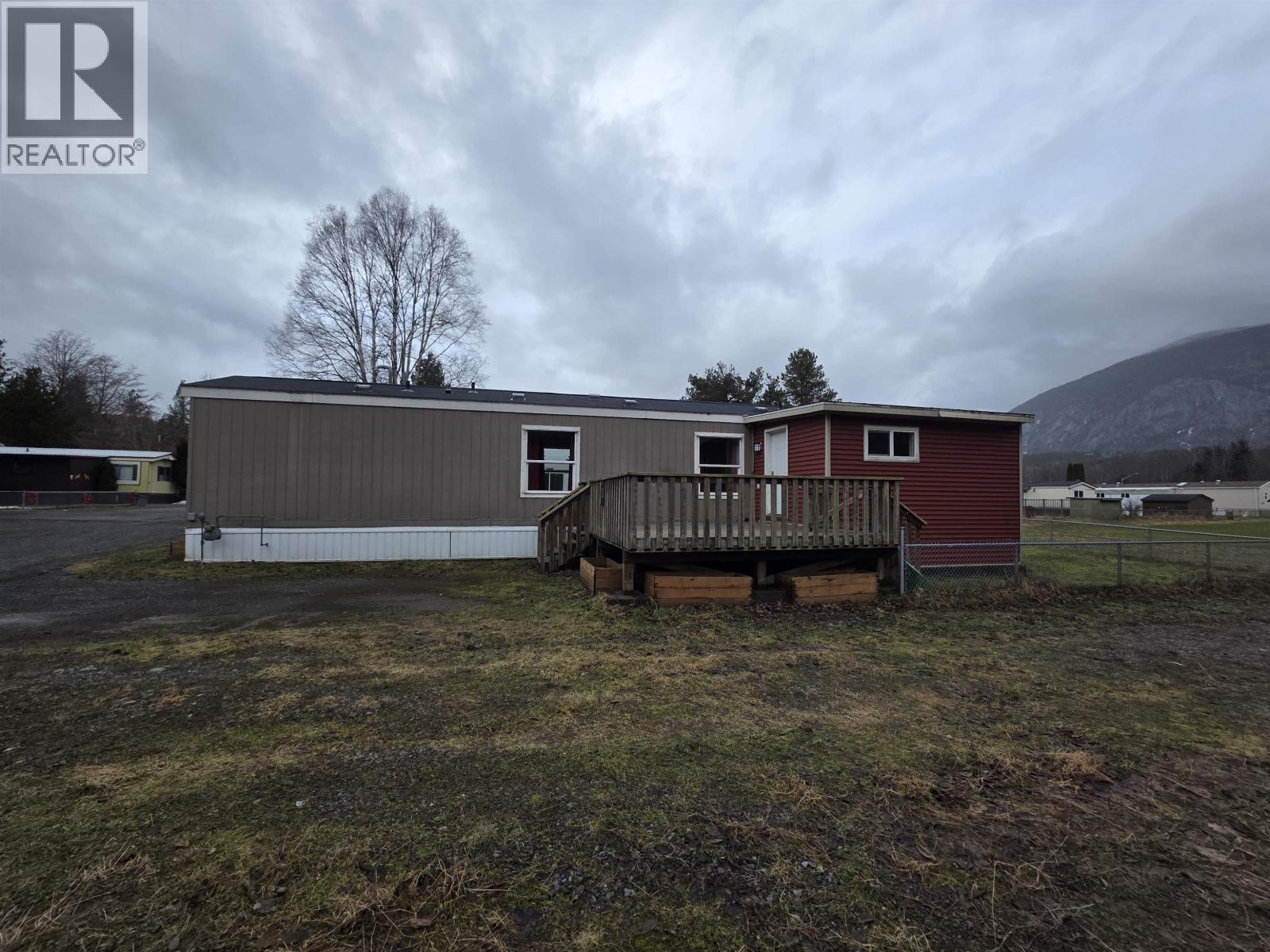 71 3889 MULLER AVENUE, Terrace