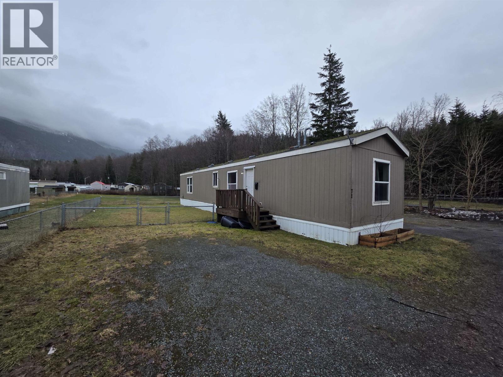 #71 3889 MULLER AVENUE - 20