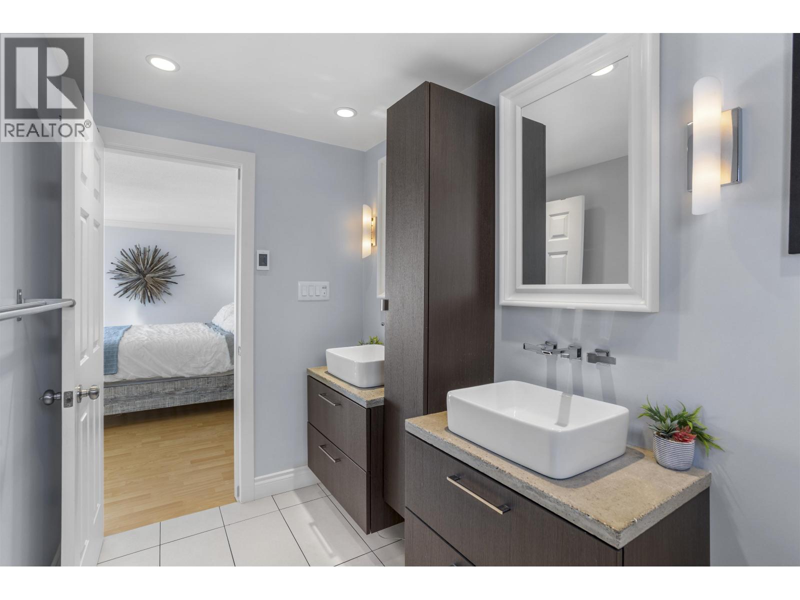 #10-3459 RIVER Road West, Ladner