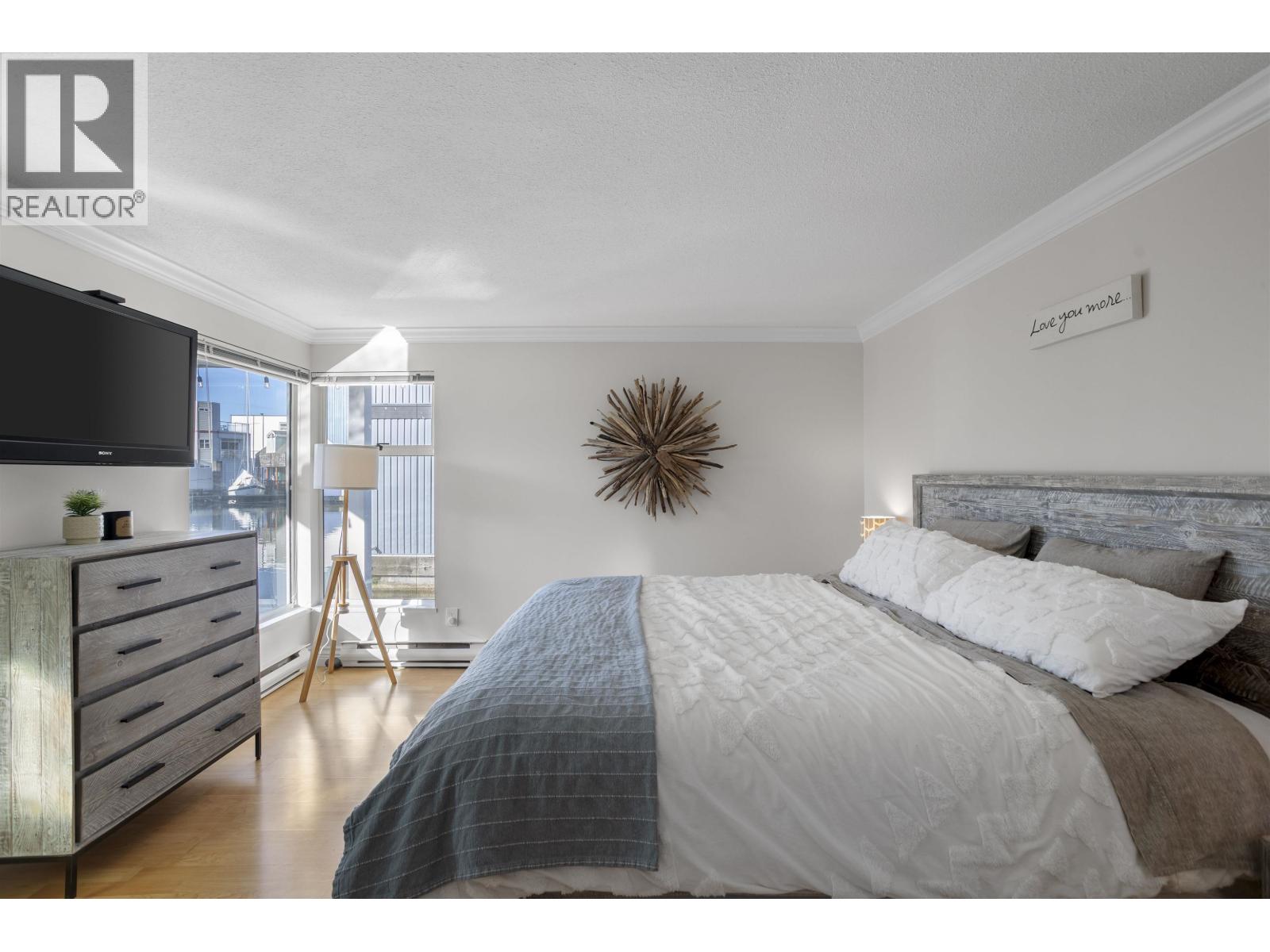 #10-3459 RIVER Road West, Ladner