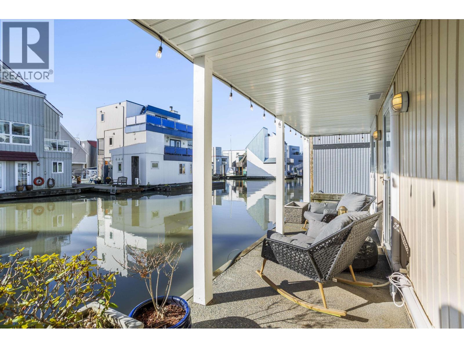 #10-3459 RIVER Road West, Ladner