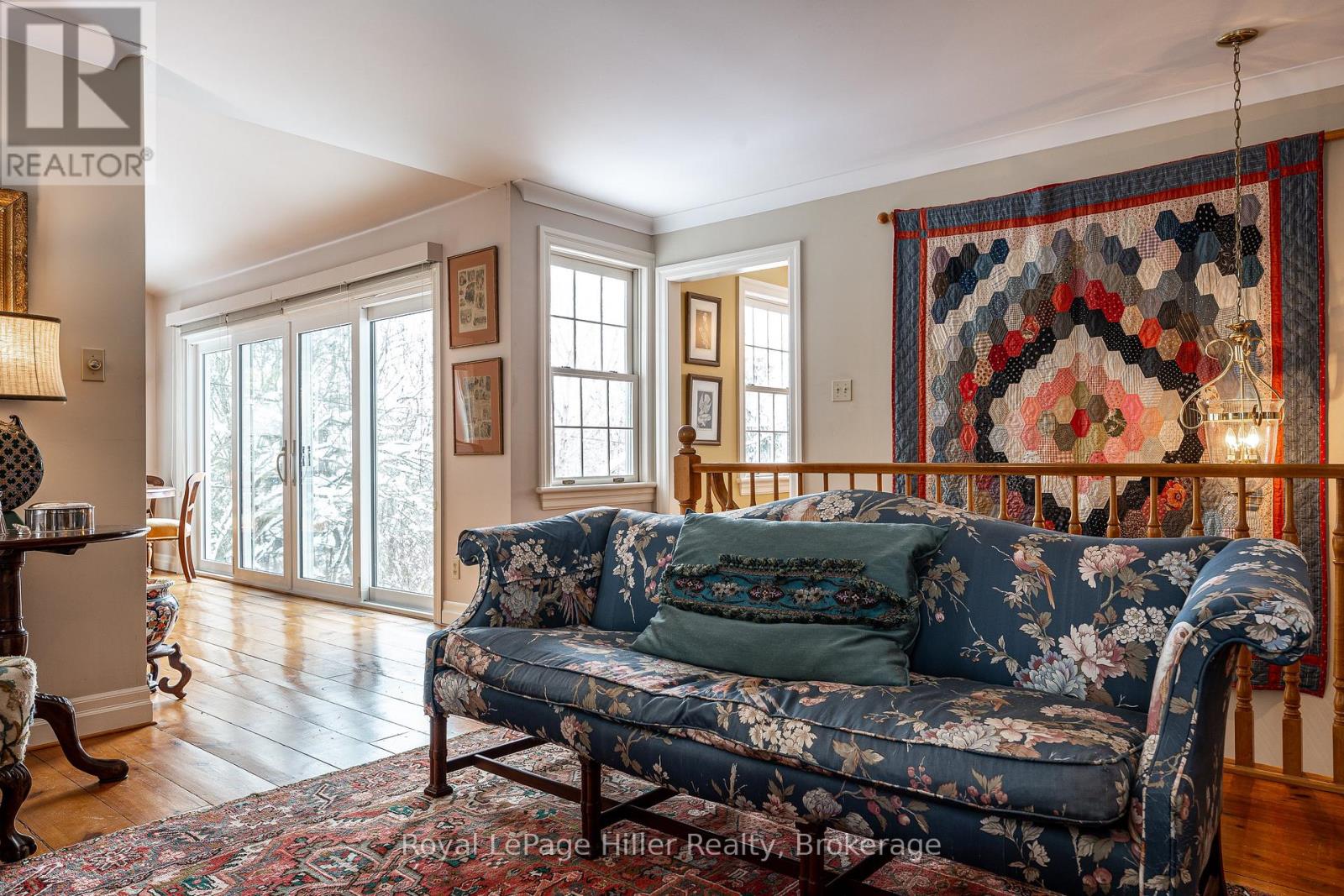 530 HOLMES STREET - 11
