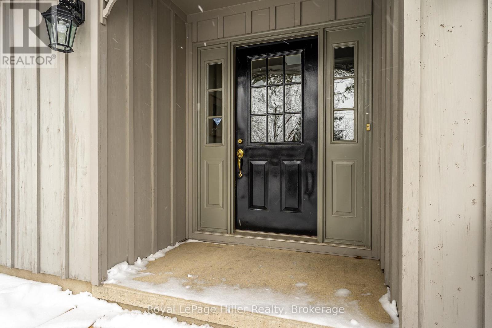 530 HOLMES STREET - 5