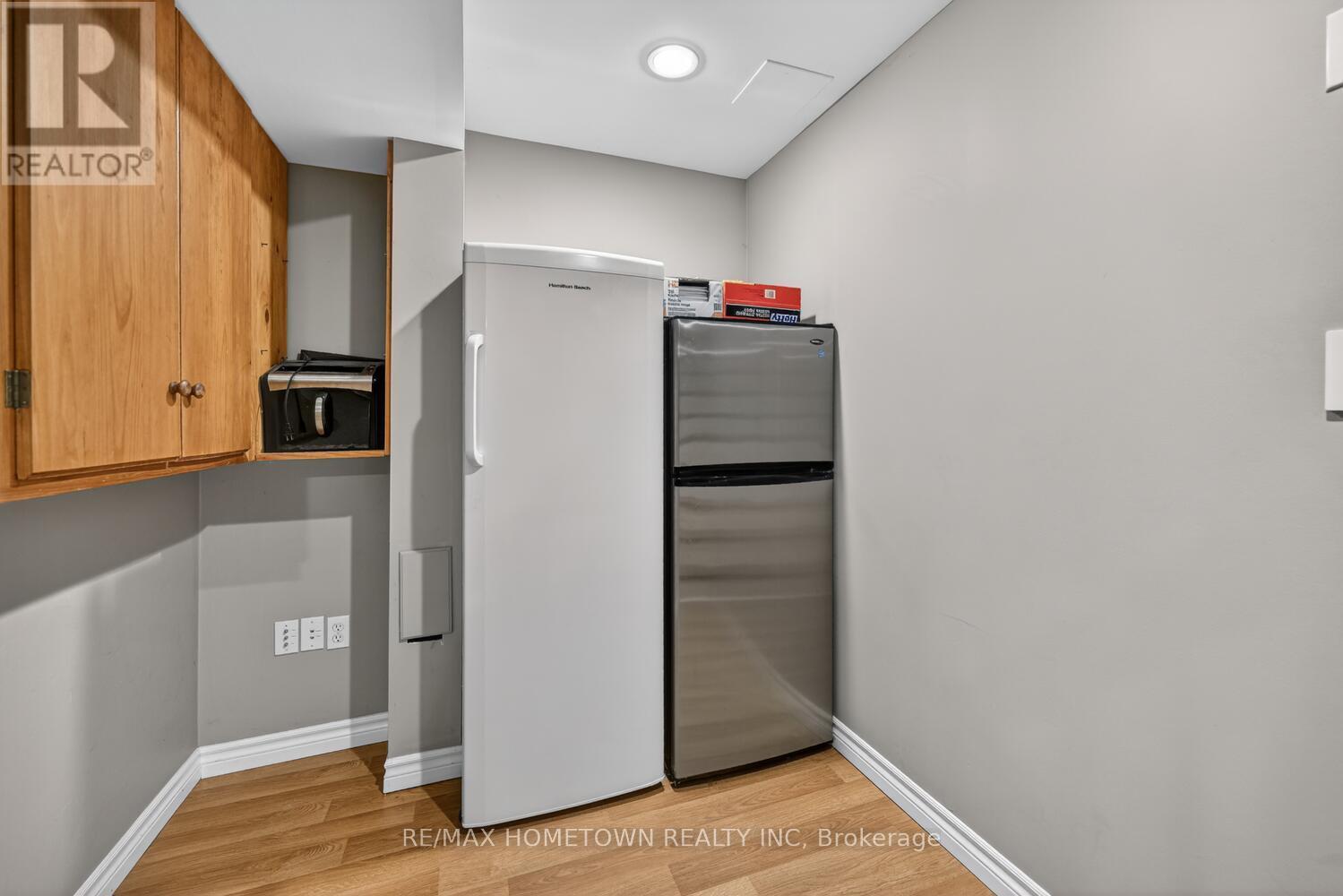 424 PEARL STREET W - 15