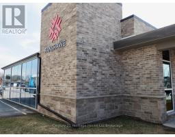 45 Metcalf Street, Woodstock, ON N4S3E6 Photo 9