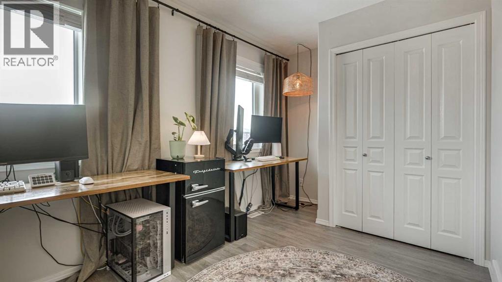 339 Viscount Drive, Red Deer