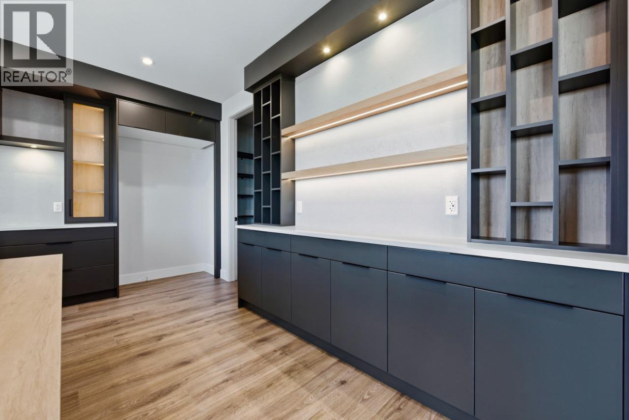  1120 Collinson Court, Kelowna