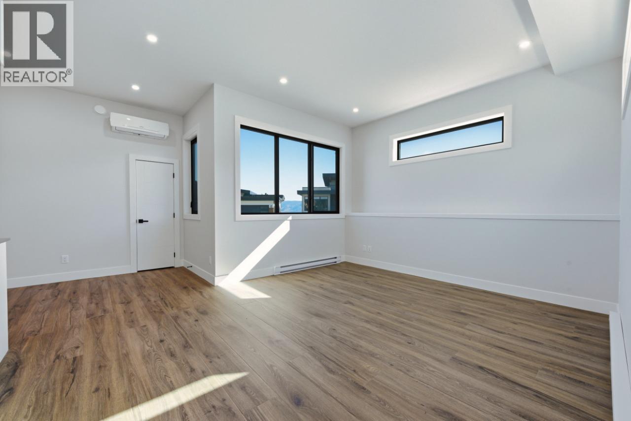  1120 Collinson Court, Kelowna