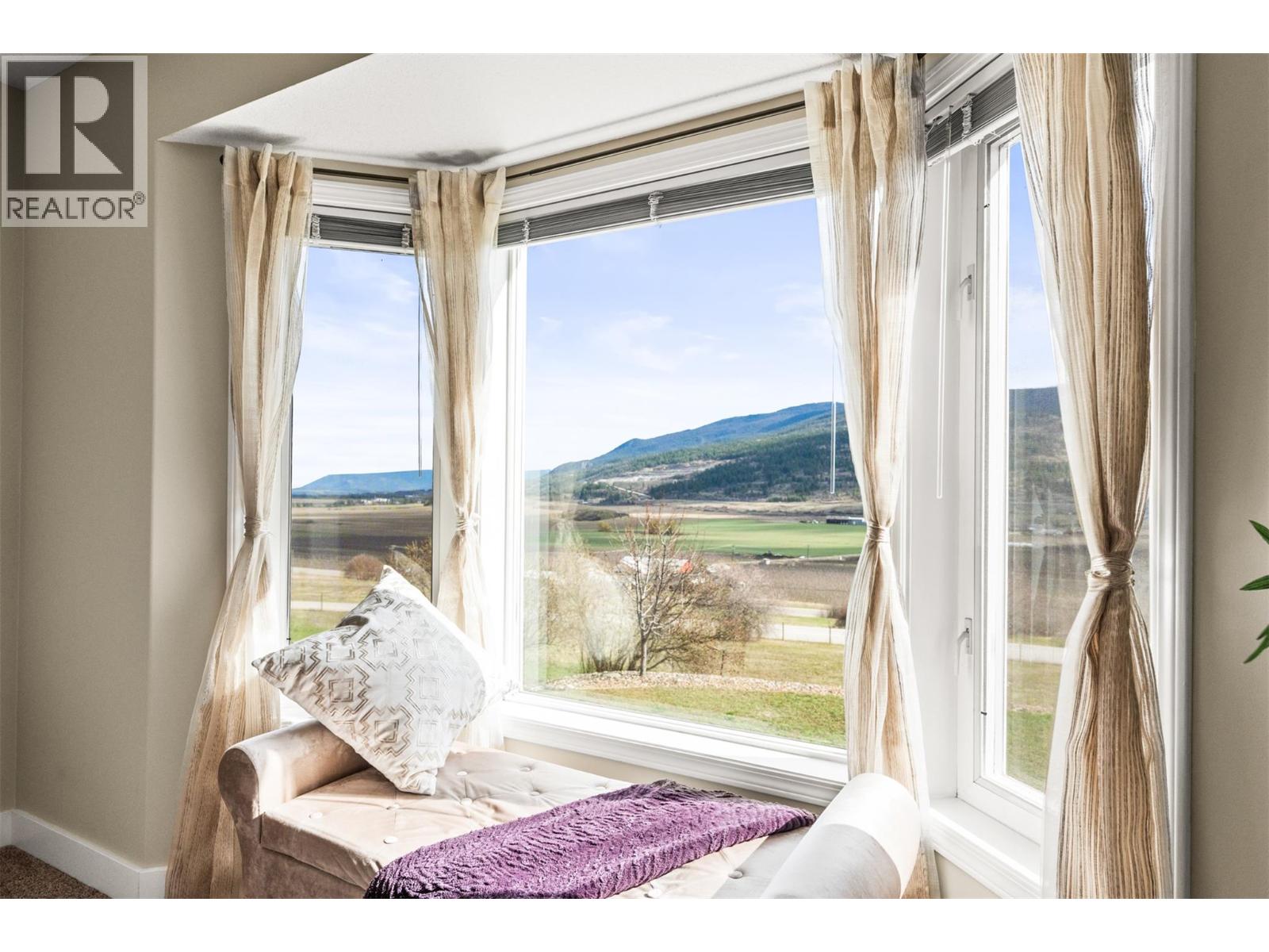  130 Overlook Place, Spallumcheen