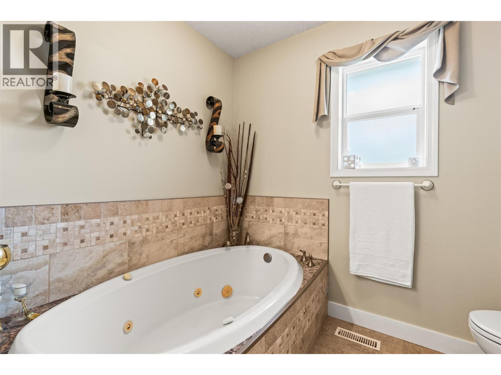  130 Overlook Place, Spallumcheen