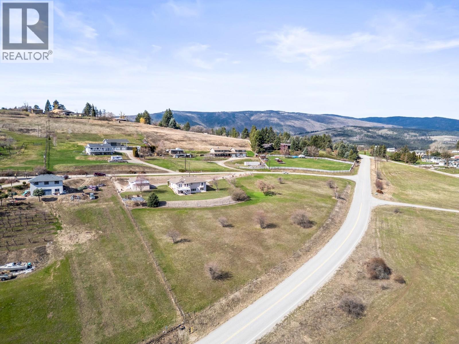  130 Overlook Place, Spallumcheen