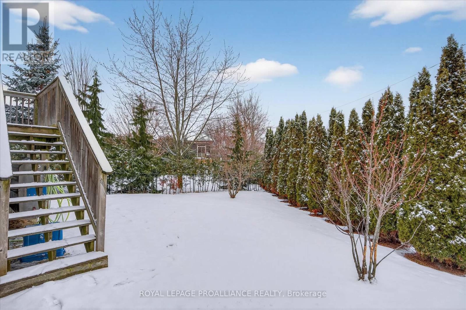 #18 50 LOCKSIDE DRIVE - 24