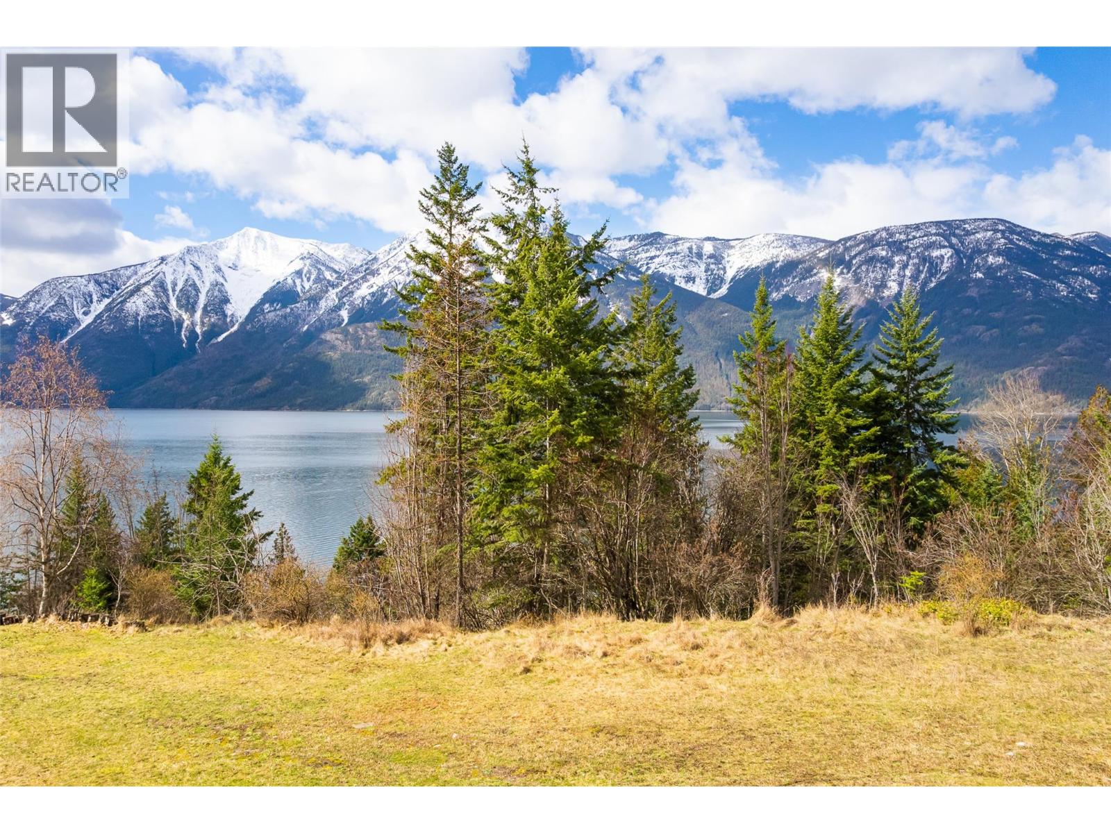 13625 & 13631 Mountain Shores Road, Boswell