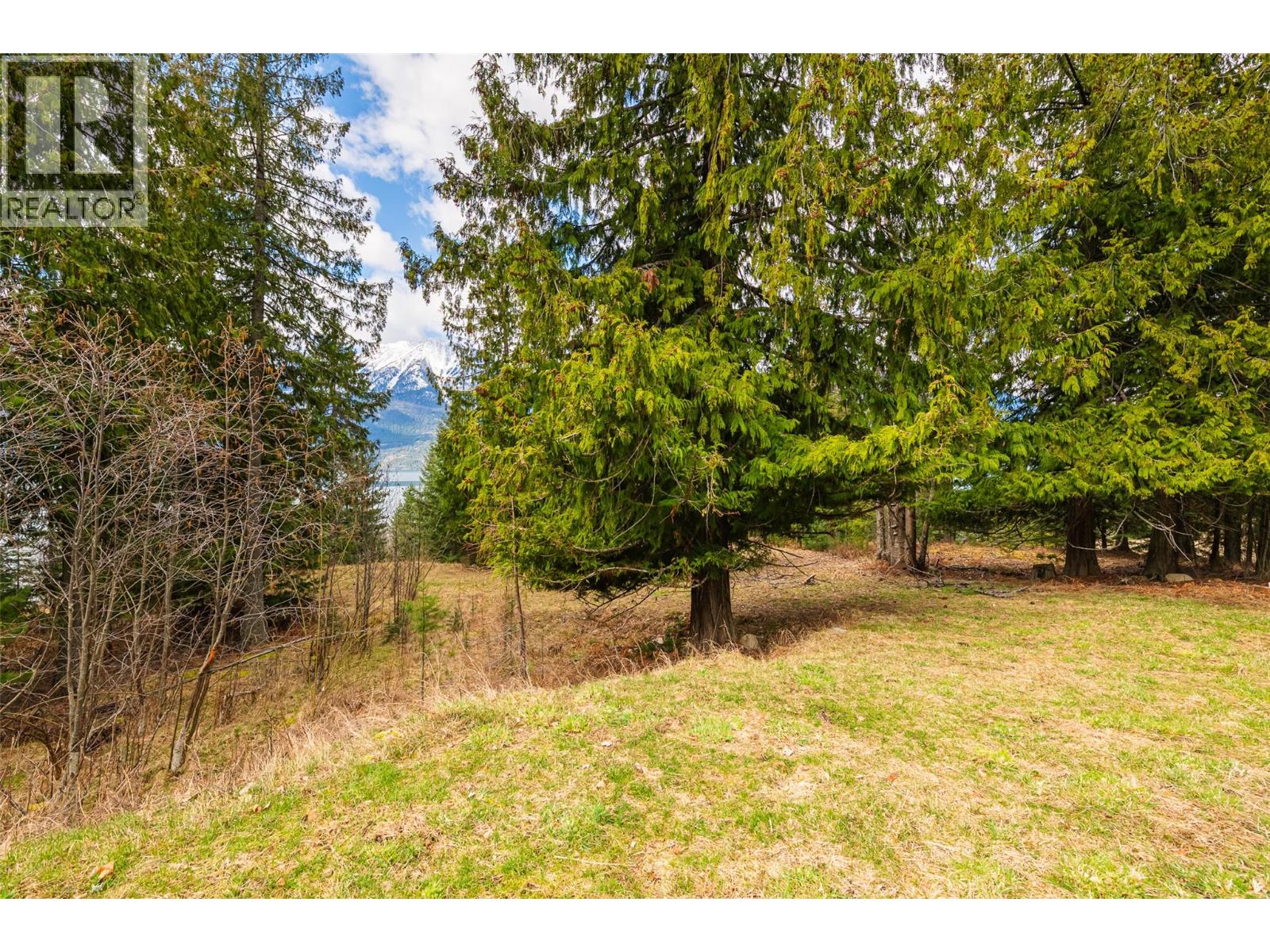 13625 & 13631 Mountain Shores Road, Boswell