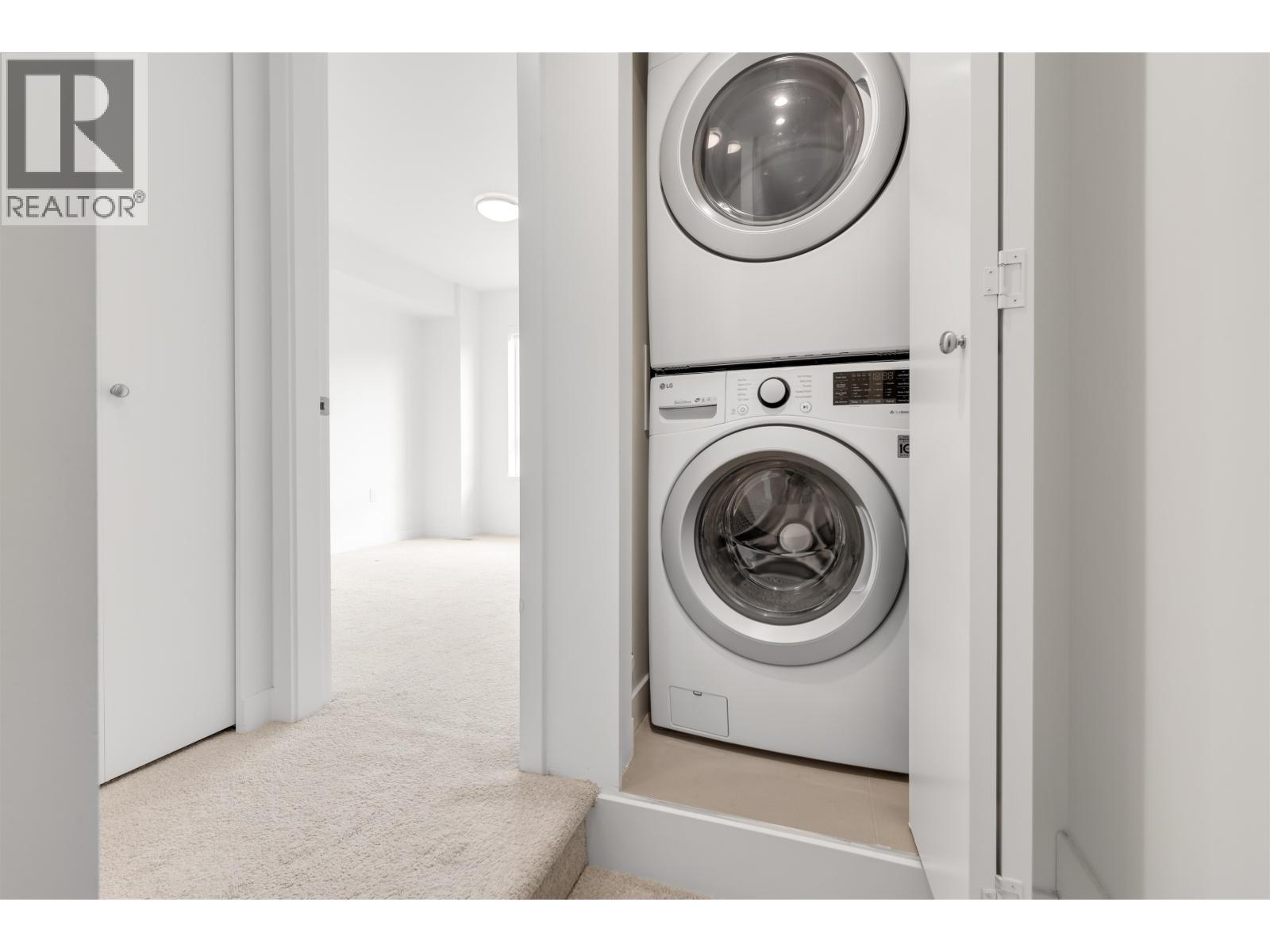 #80-10199 RIVER Drive, Richmond