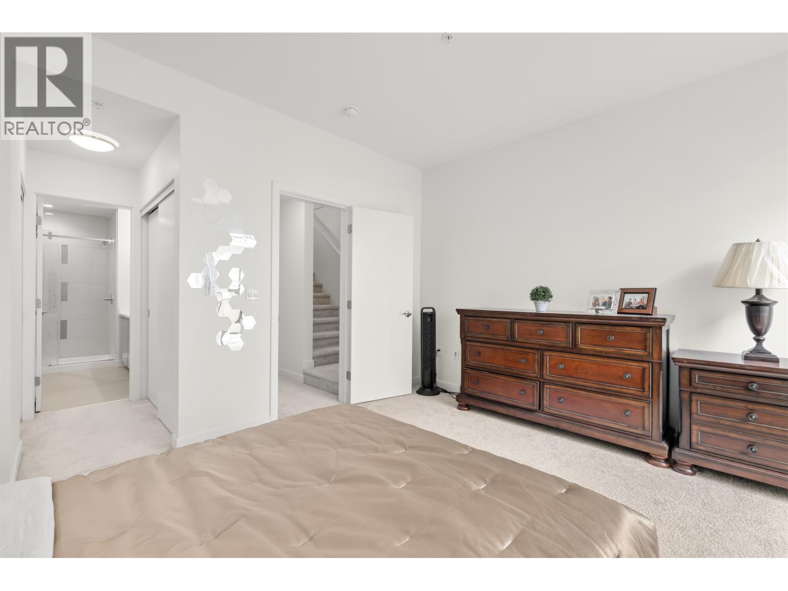 #80-10199 RIVER Drive, Richmond