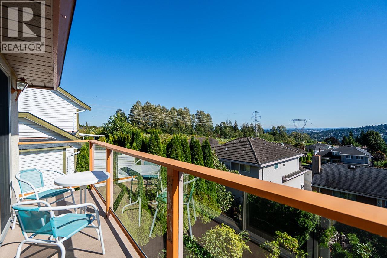 2562 VERBENA PLACE, Coquitlam