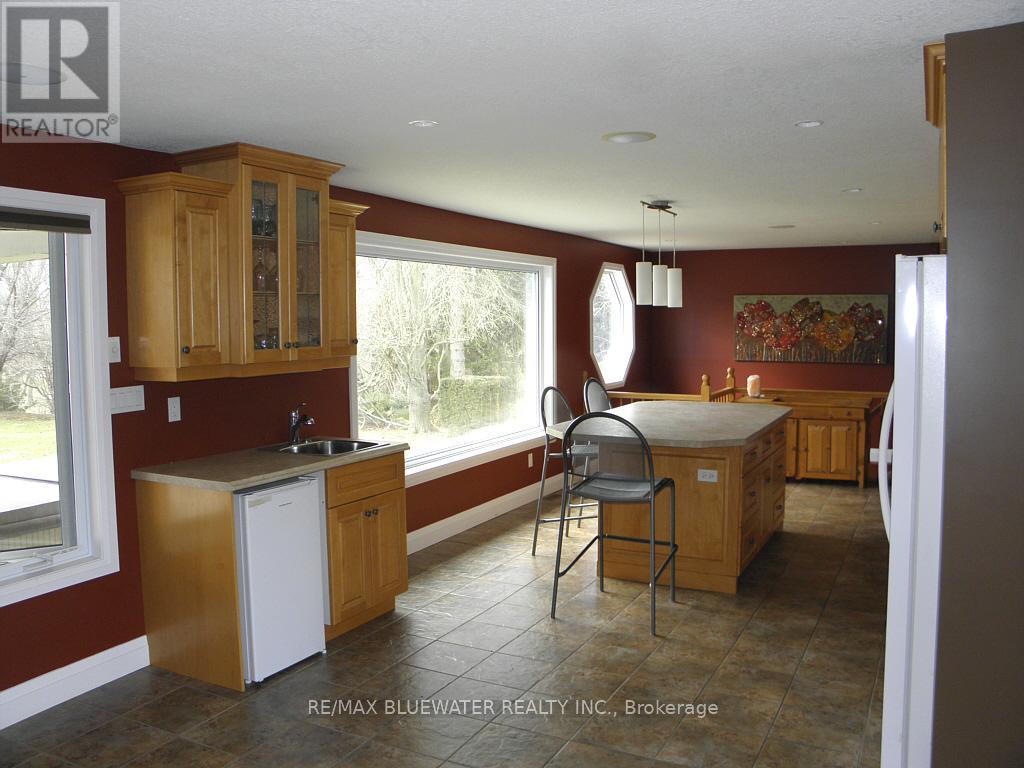 283/279 MAIN STREET Property Photo