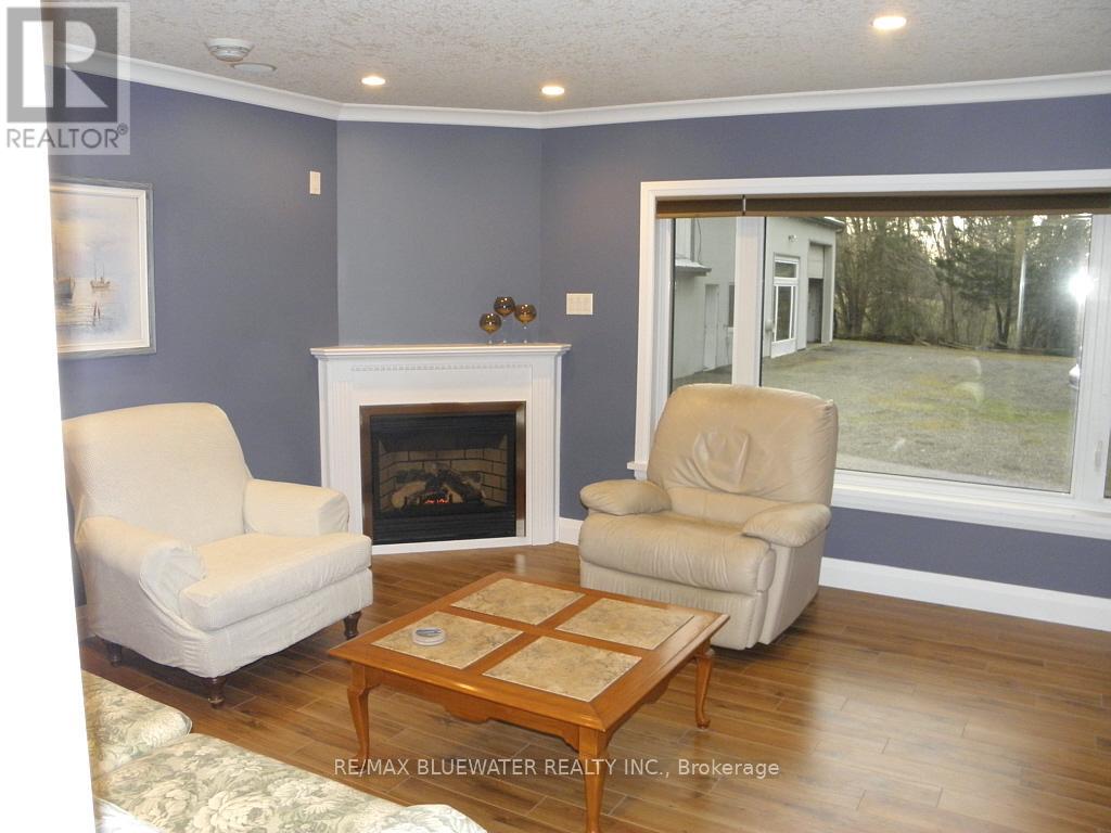 283/279 MAIN STREET Property Photo