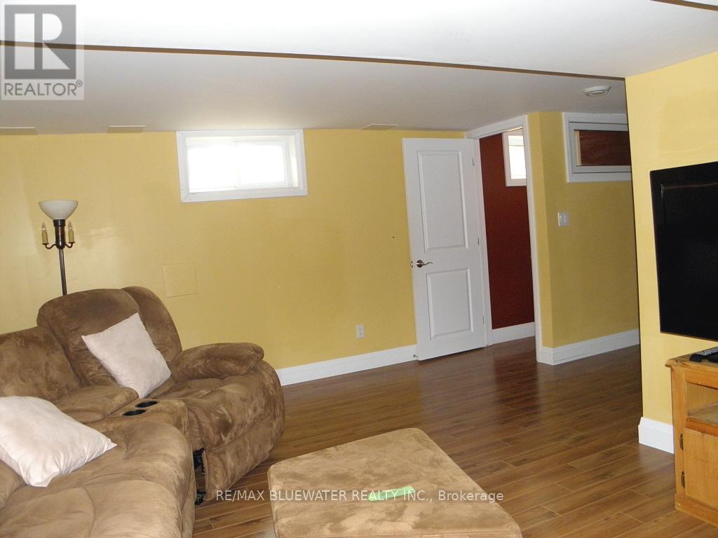 283/279 MAIN STREET Property Photo