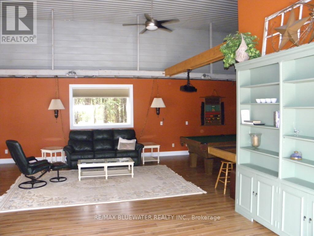 283/279 MAIN STREET Property Photo