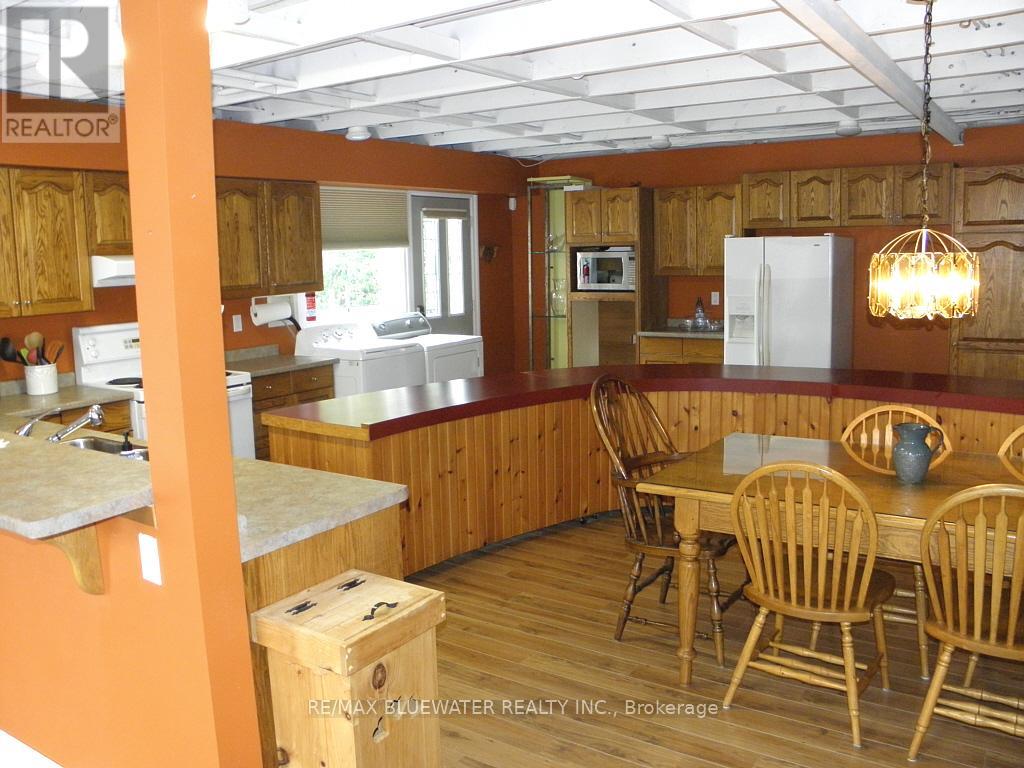 283/279 MAIN STREET Property Photo