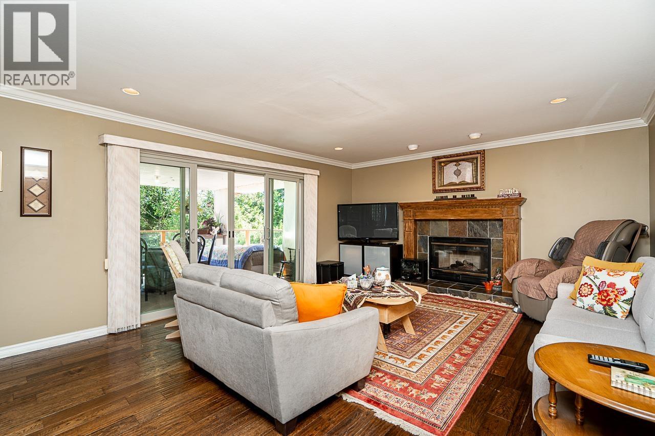 2562 VERBENA PLACE, Coquitlam