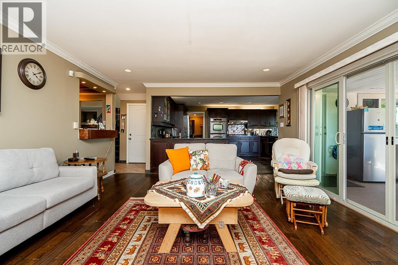 2562 VERBENA PLACE, Coquitlam