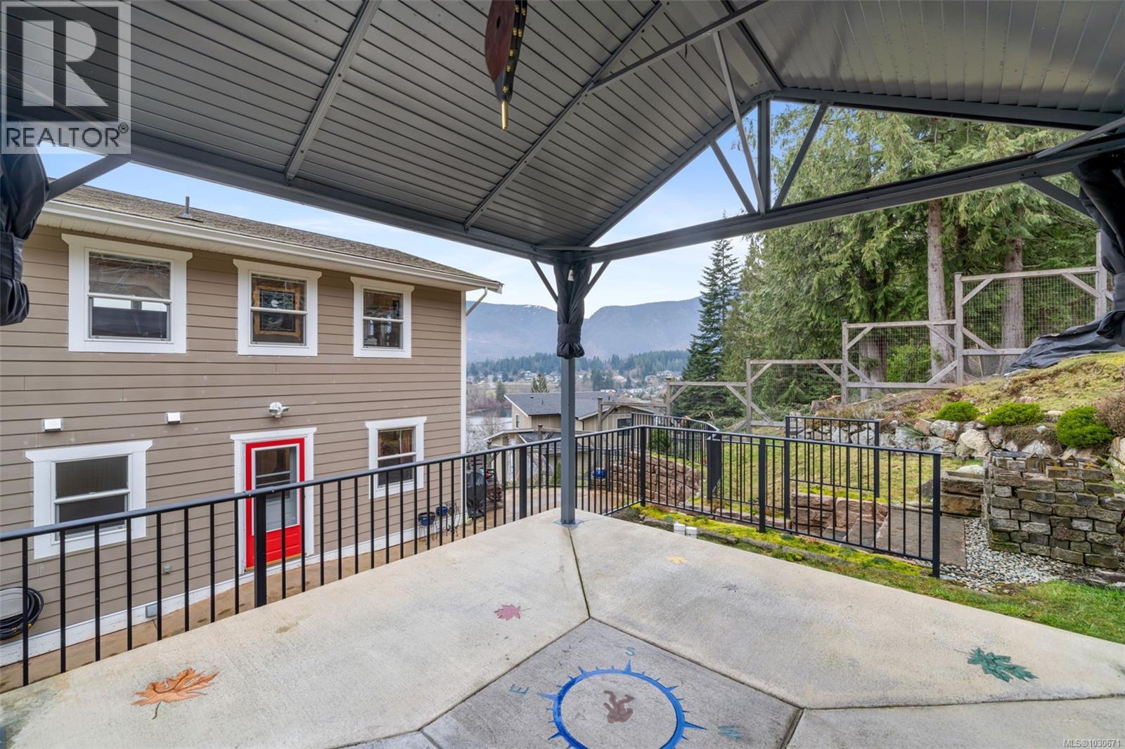 279 Castley Hts - 34
