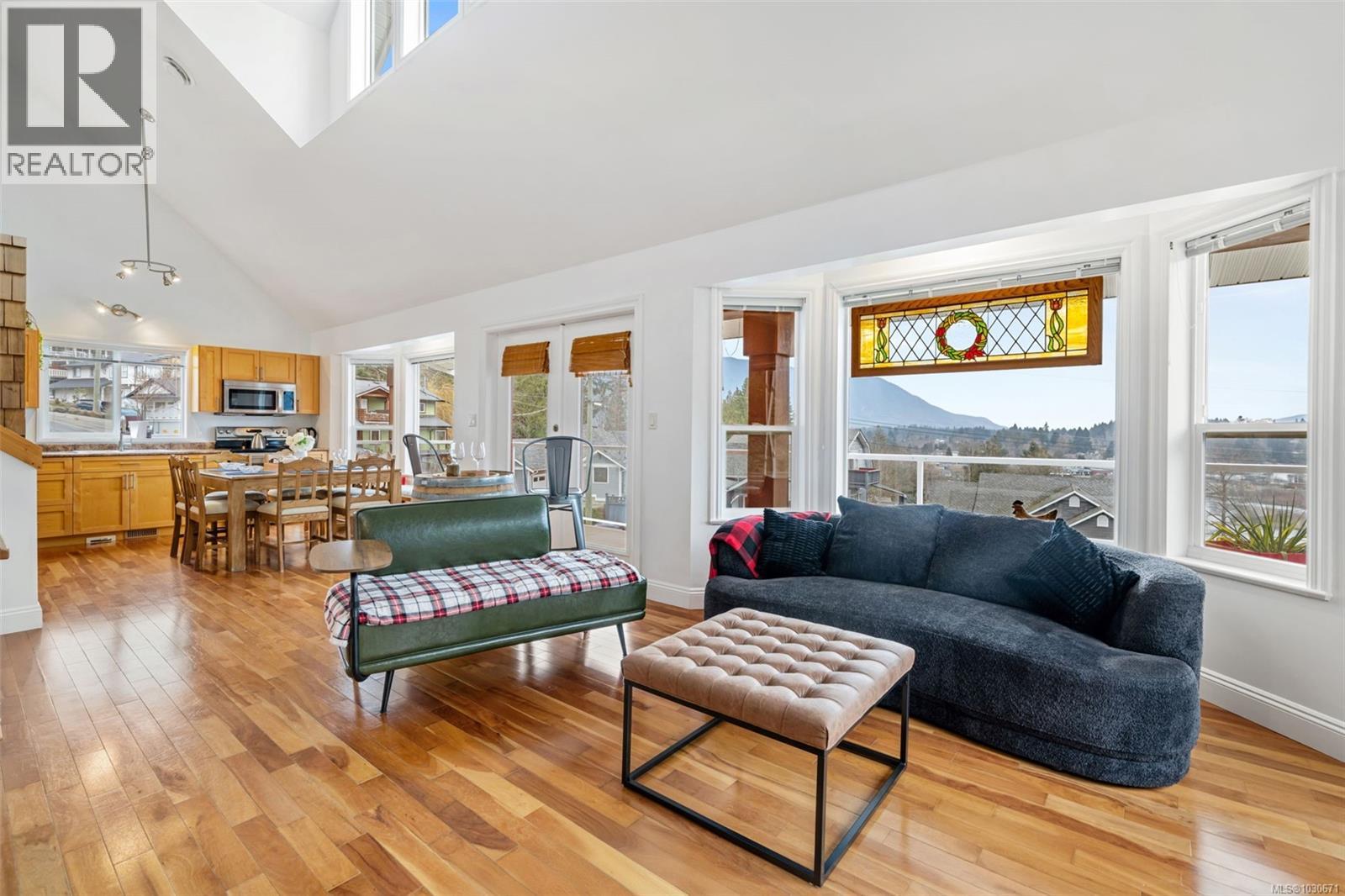 279 Castley Hts - 7