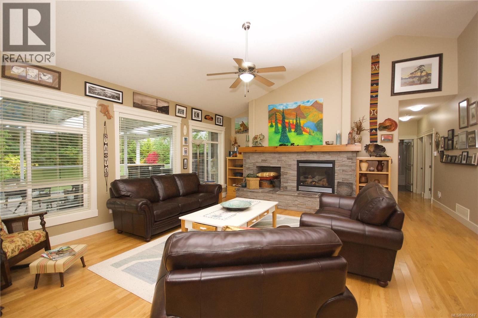 2040 SUN KING RD - 4