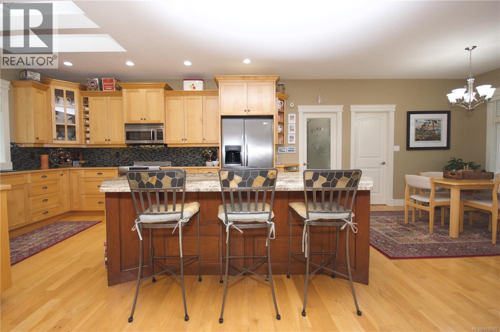 2040 SUN KING RD - 5