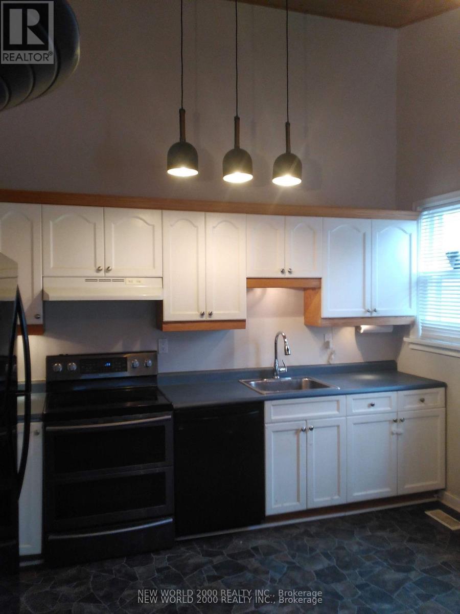 920 GREENWOOD CRESCENT - 5