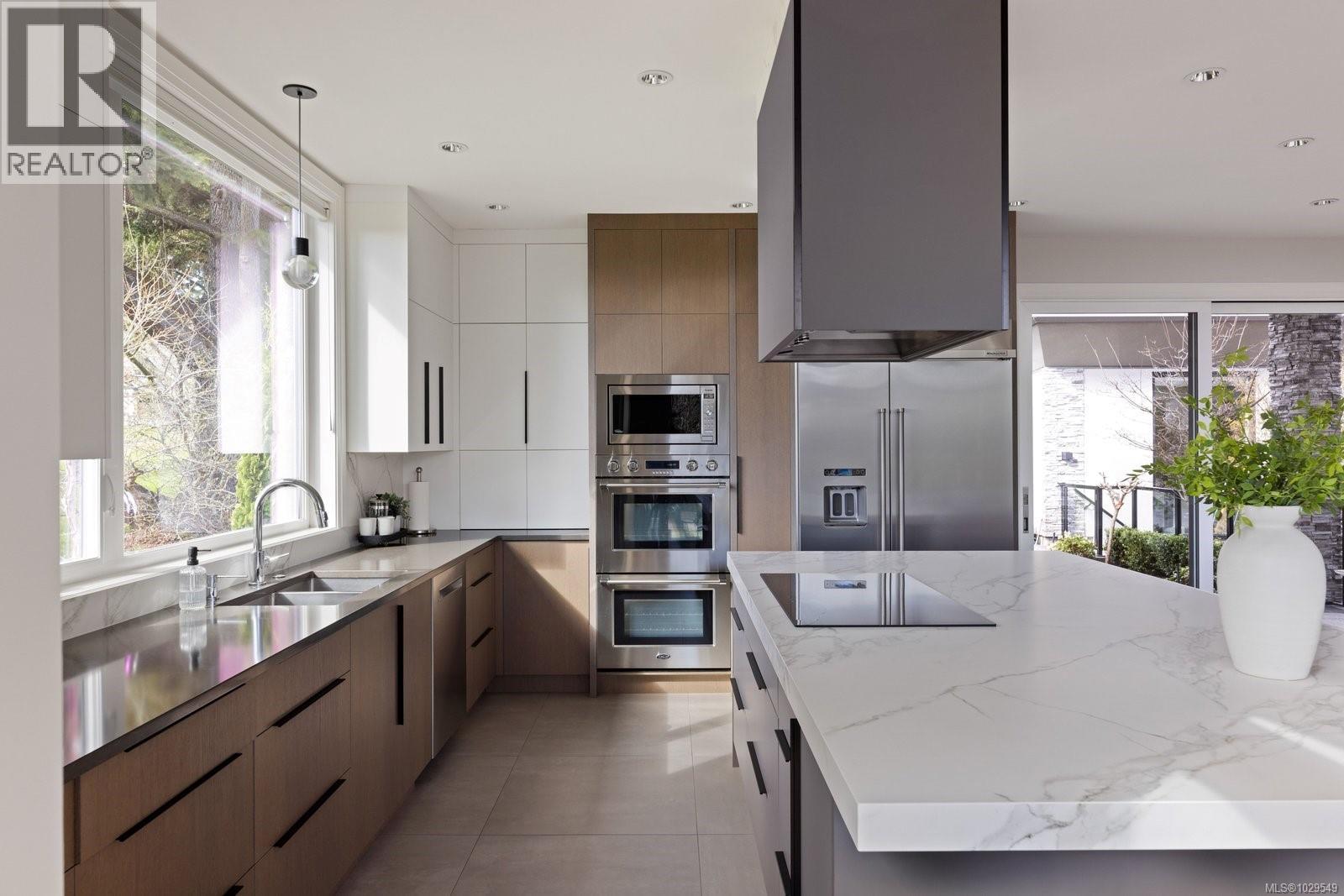 2324 MIDDOWNE RD - 17