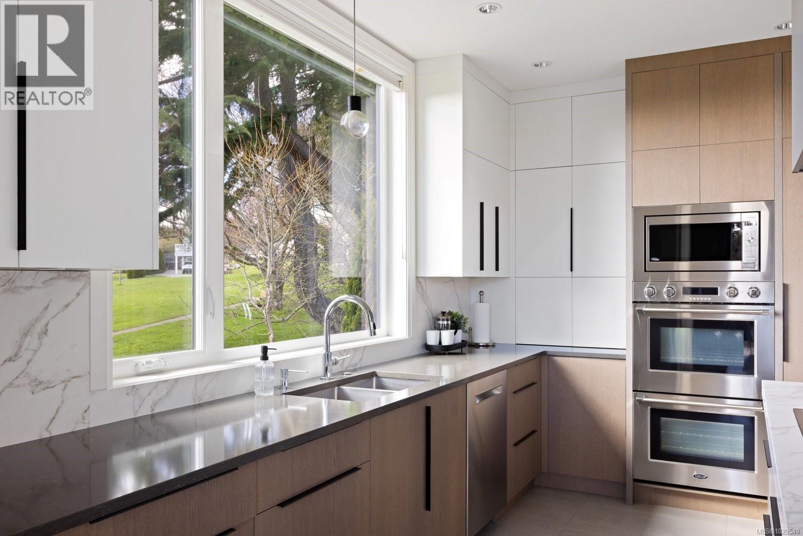 2324 MIDDOWNE RD - 18