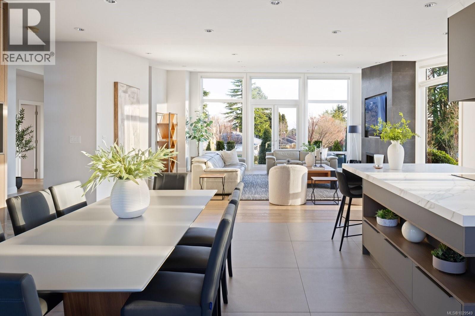 2324 MIDDOWNE RD - 19