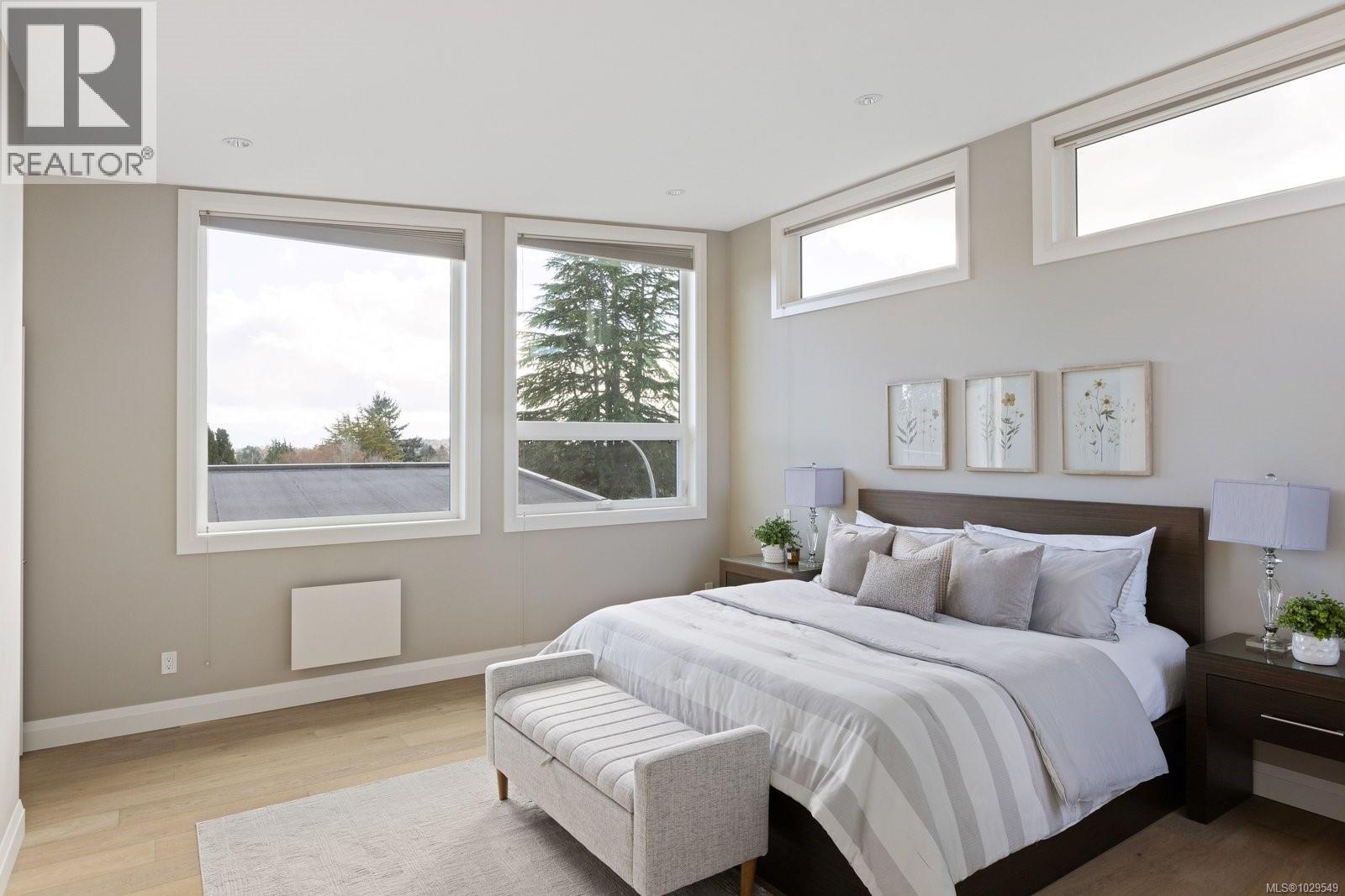 2324 MIDDOWNE RD - 34