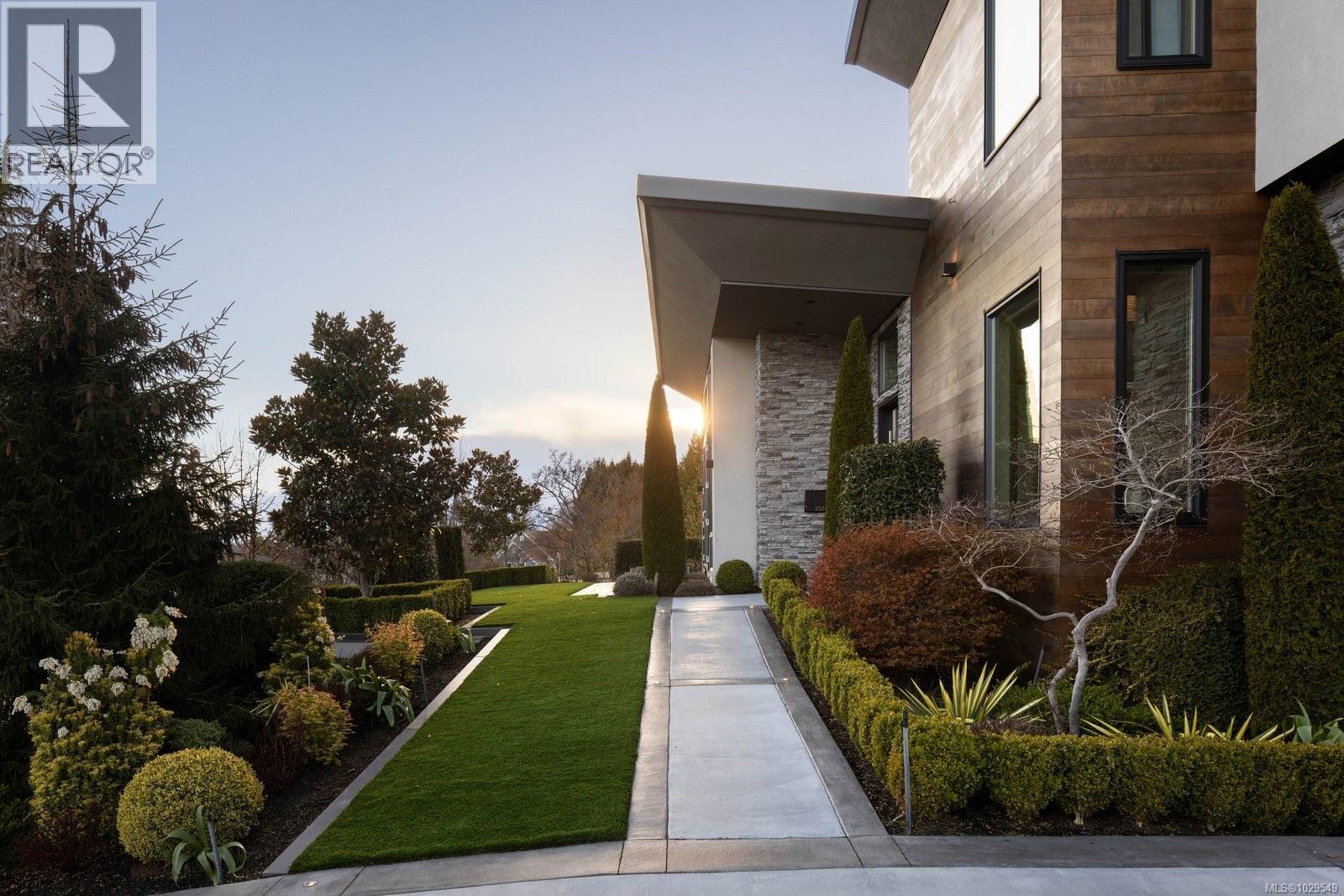 2324 MIDDOWNE RD - 53