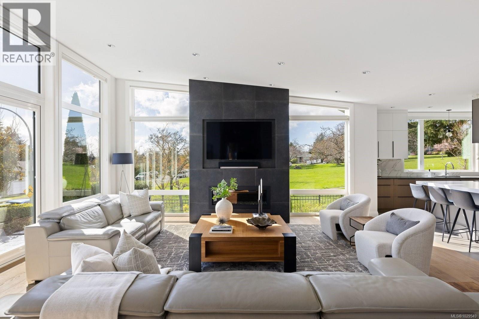 2324 MIDDOWNE RD - 6