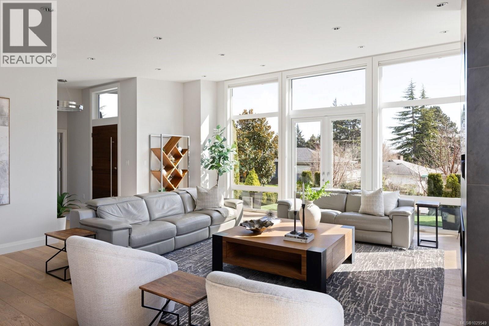 2324 MIDDOWNE RD - 9