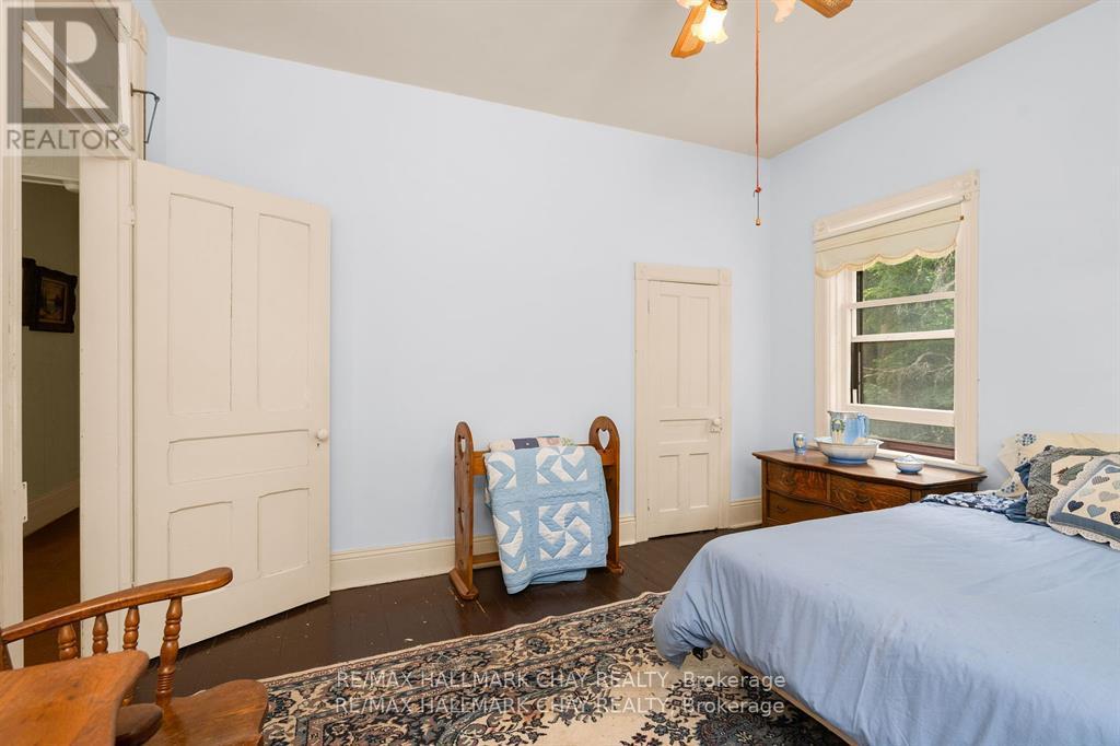 1407 FLOS 8 ROAD W — photo 22