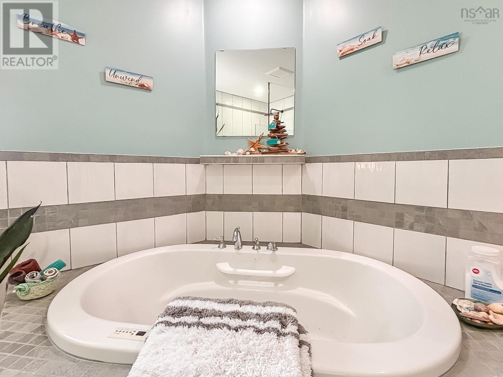 Property 17 of 49 of 1718 Upper Branch Road