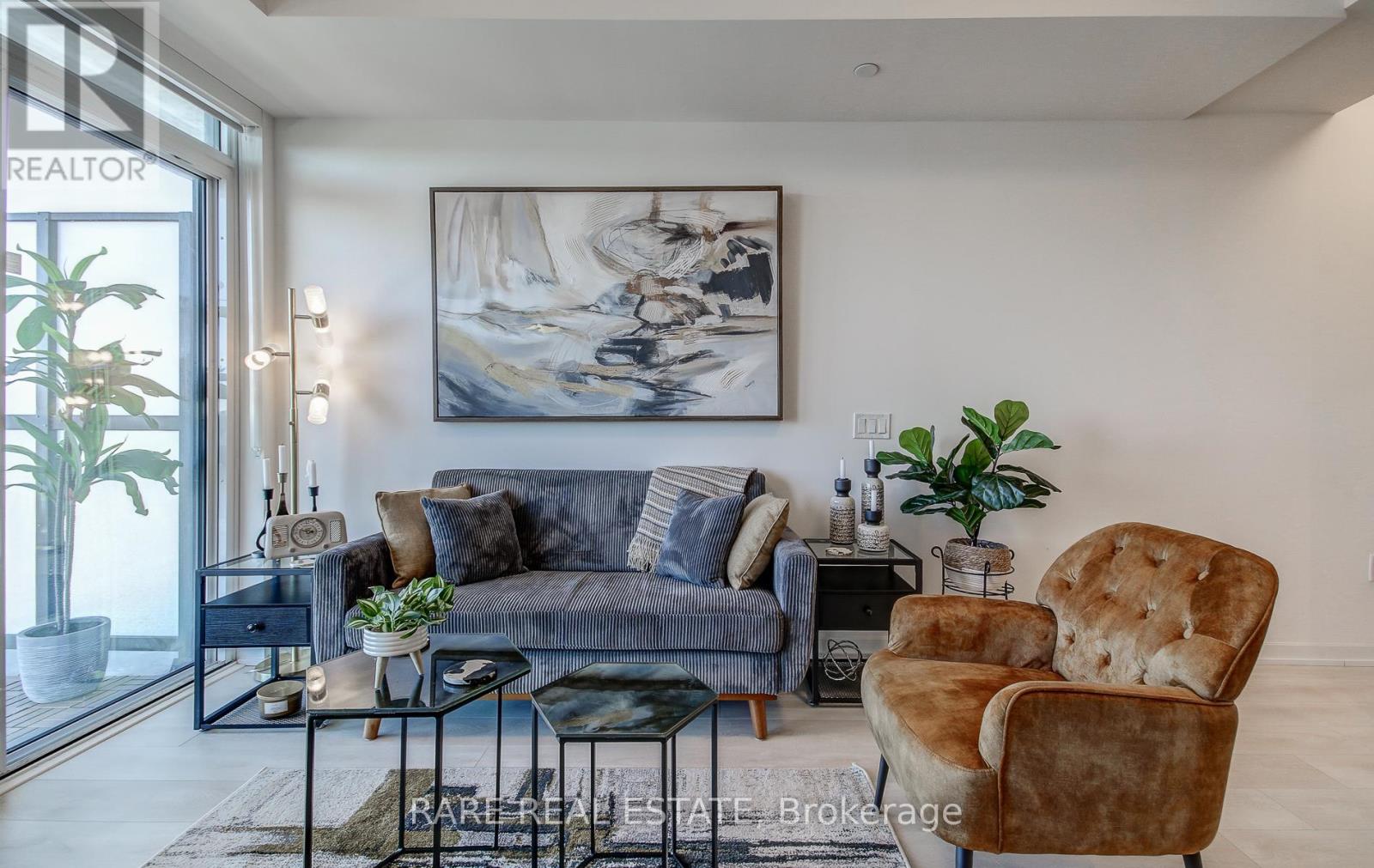 #1305 1285 DUPONT STREET - 13