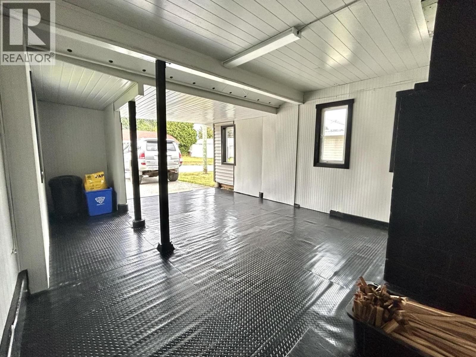 113 SAGUENAY STREET - 18