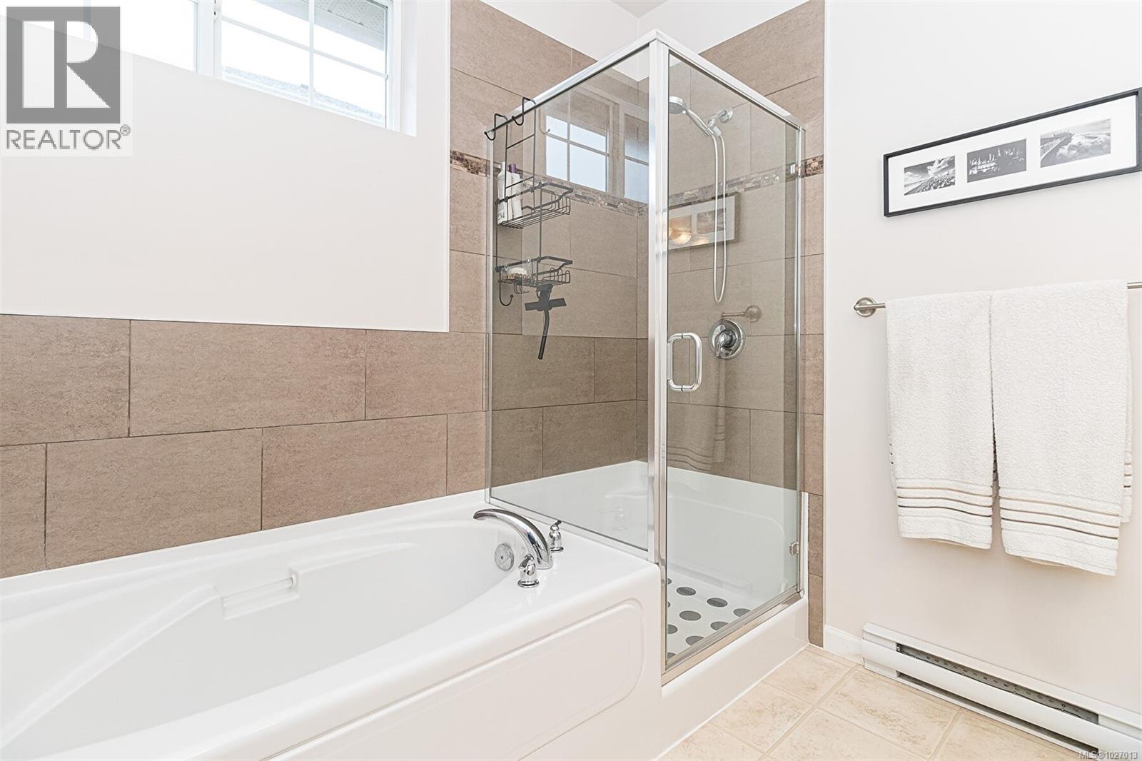 2433 DRIFTWOOD DR - 23