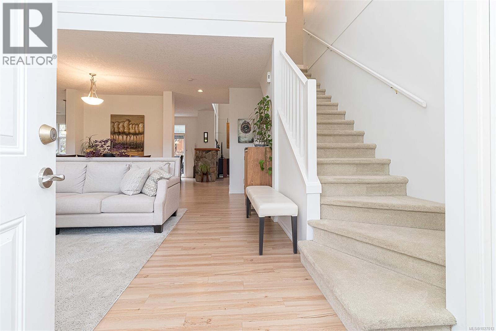 2433 DRIFTWOOD DR - 4