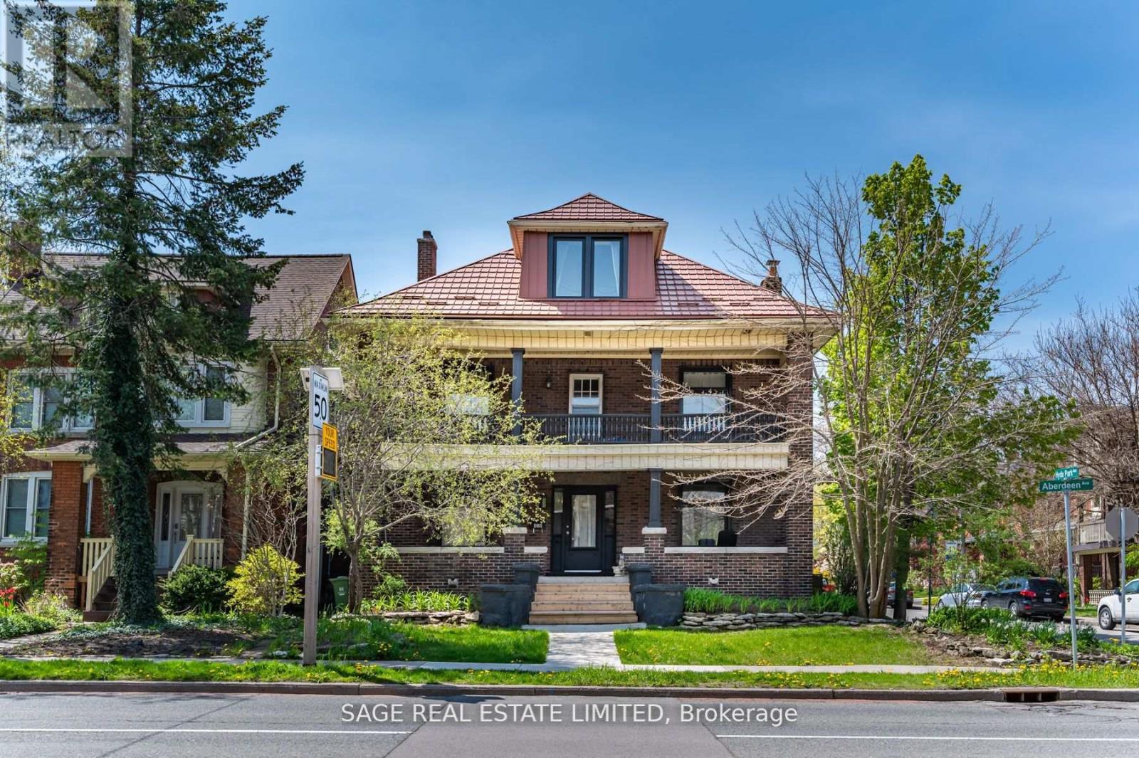 3RD - 459 ABERDEEN AVENUE