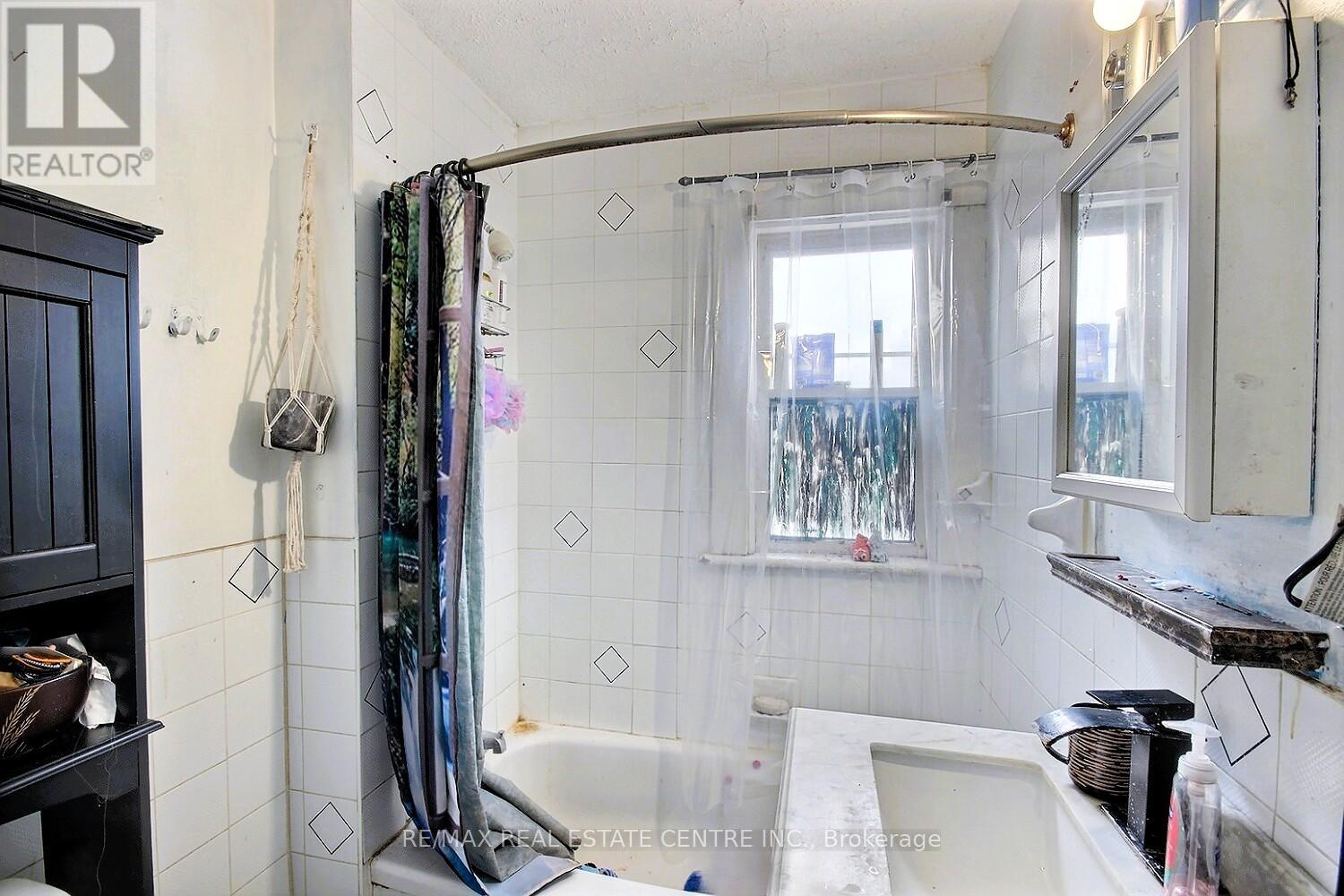 223 WATER STREET - 18