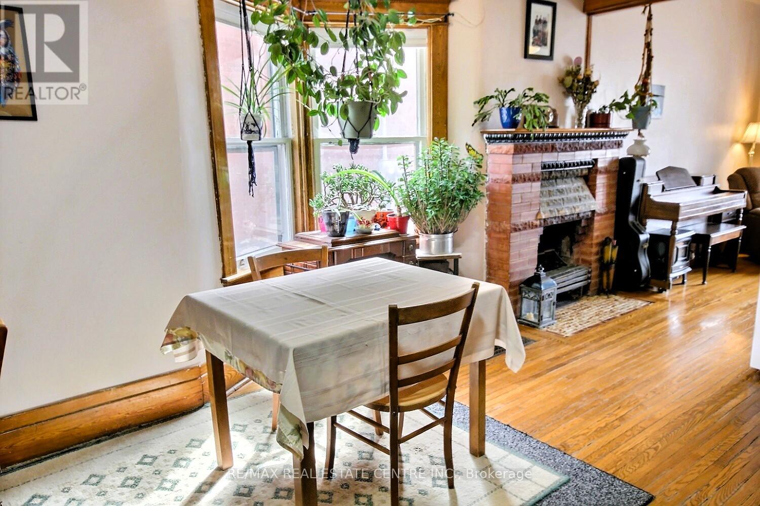 223 WATER STREET - 7