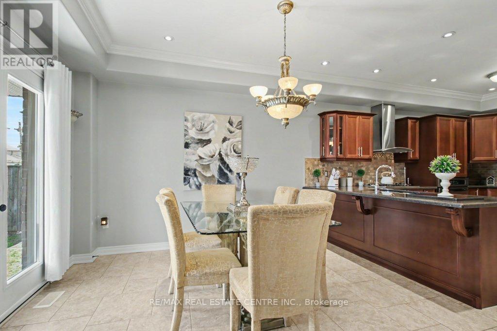 284 NORMANHURST AVENUE - 15